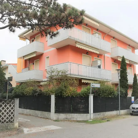 Modern And Cozy Close To The * Bibione