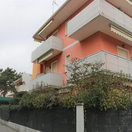 Modern And Cozy Close To The * Bibione