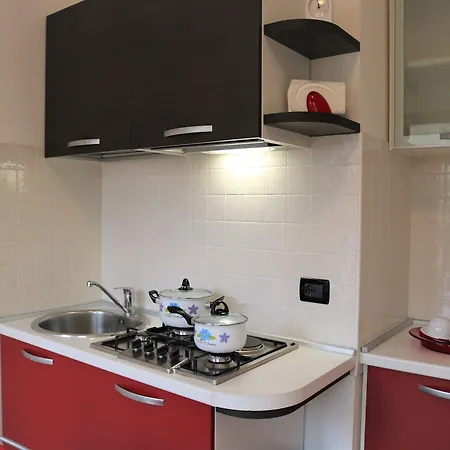 Modern And Cozy Close To The Daire *