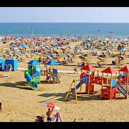 Modern And Cozy Close To The Bibione